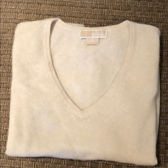 Cashmere V-Neck Sweater
